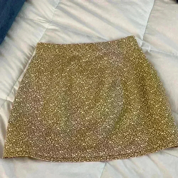 Kimchi Blue mini skirt size 6 - Picture 5 of 9